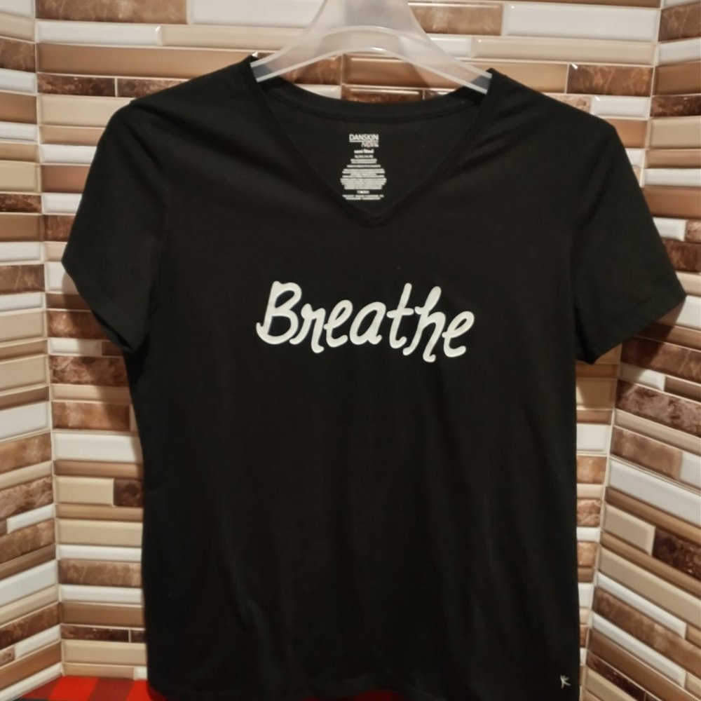 Danskin t-shirt